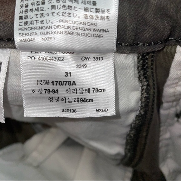 Levi’s Camo cargo short size 31 - Picture 8 of 9